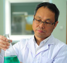 湯衛平:海歸博士有“鋰”想 改變灰色天空