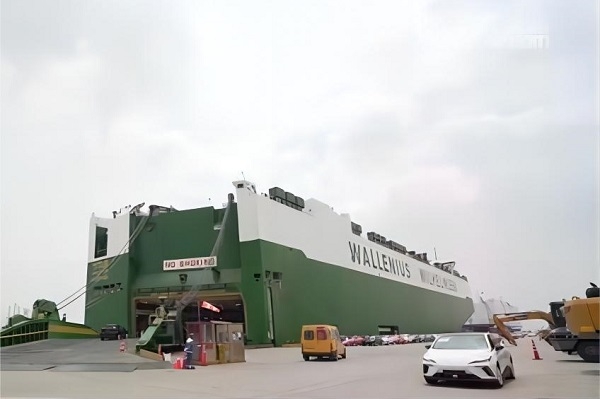 新能源車出口需求大增！中企拿下一季度全球汽車運(yùn)輸船全部訂單