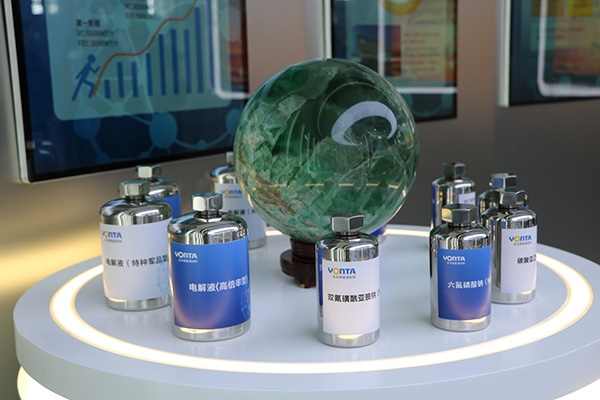 【電解液周報(bào)】中欣氟材擬擴(kuò)產(chǎn)電解液材料！六氟磷酸鋰行業(yè)格局將進(jìn)一步優(yōu)化