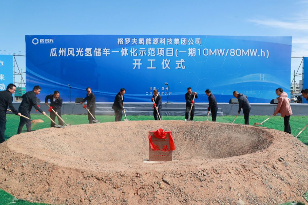 【燃料電池周報】國內規模最大氫能兩輪車示范項目啟動！燃料電池汽車8月產銷均為0.1萬輛