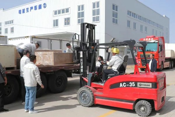 總投資10億！中鈉儲(chǔ)能二期石墨烯鈉電池生產(chǎn)線(xiàn)設(shè)備進(jìn)場(chǎng)