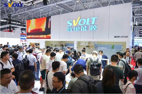 疊片技術(shù)引領(lǐng)全球動儲市場質(zhì)變飛躍！蜂巢能源亮相CIBF 2025