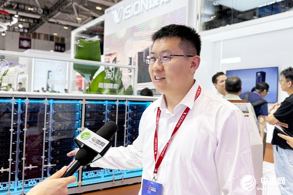 6.48MWh液冷儲能系統全球首秀！雄韜氫鋰混合+固態電池雙突破