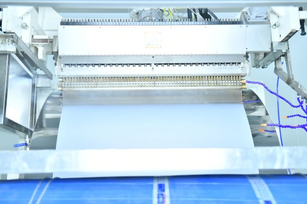 總投資超55億！衡川科技8.5米超大寬幅隔膜高速生產(chǎn)線全線貫通