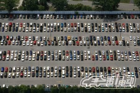 紐約欲建設(shè)10000個電動汽車充電停車位