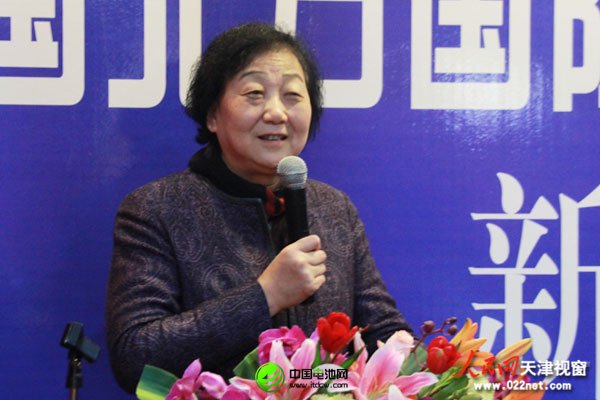 天津自行車電動車協會理事長龔孝燕在新聞發布會上講話(攝影:孫曉川)