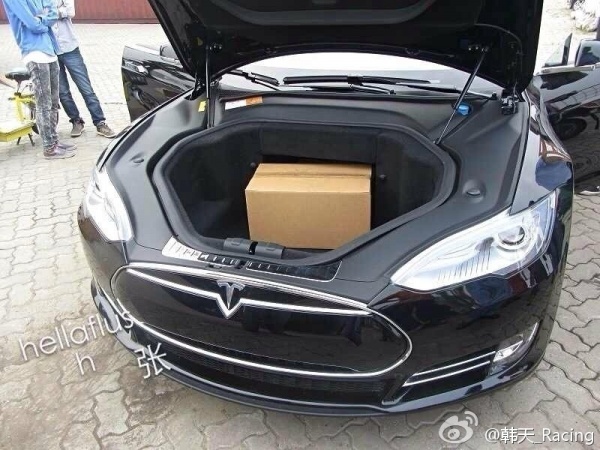 浙江土豪250萬元購入內地第一輛特斯拉