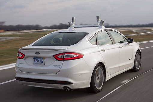 福特聯(lián)手密西根大學研發(fā)混合動力自動駕駛車