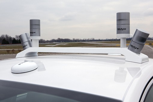 福特聯(lián)手密西根大學研發(fā)混合動力自動駕駛車