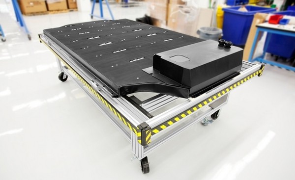 特斯拉：中國“黑雨”催生“綠色環保”車復興