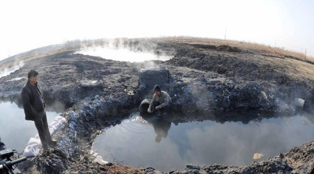 特斯拉：中國(guó)“黑雨”催生“綠色環(huán)保”車復(fù)興