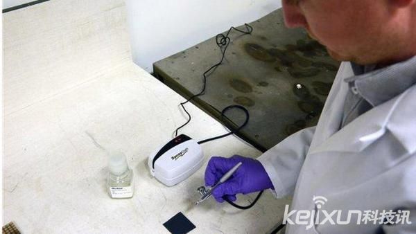 研究人員找到制造太陽能電池的新材料 更廉價更安全 研究人員找到制造太陽能電池的新材料 更廉價更安全