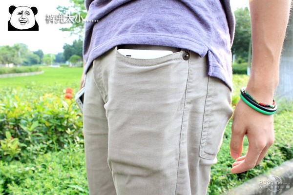 6.0英寸及以上的手機放口袋已經(jīng)很不方便 6.0英寸及以上的手機放口袋已經(jīng)很不方便