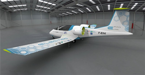 純電動汽車時代已經過去？ 現在流行電動私人飛機