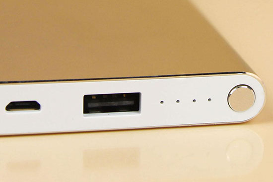 用了又用iPhone專用充電寶 電小二鋒6新品評測 用了又用iPhone專用充電寶 電小二鋒6新品評測