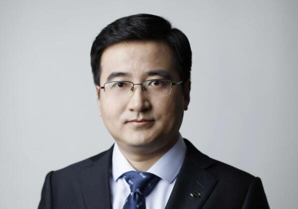 李云飛:彰顯中國汽車與電池品牌向上力量 推動比亞迪煥新出發