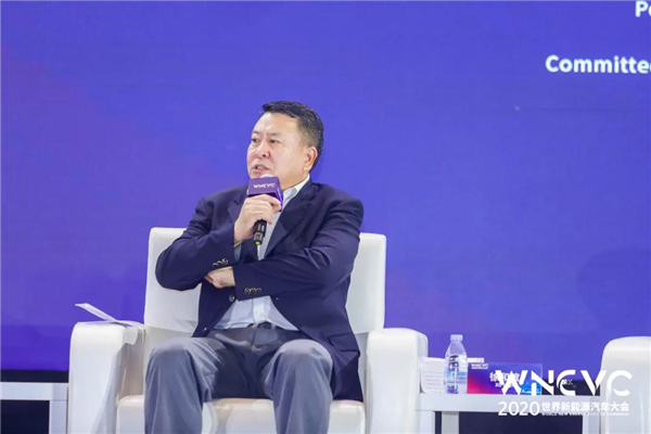 全國政協(xié)委員、北京市政協(xié)經濟委員會副主任徐和誼