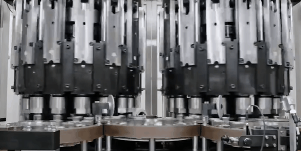 能量密度暴增5倍！特斯拉首次展示4680電池生產(chǎn)畫面 科技感滿分