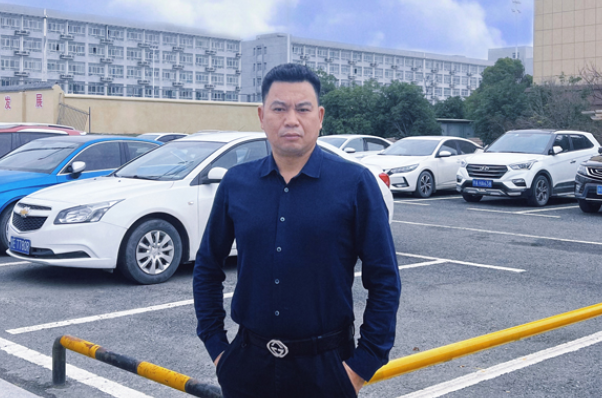 百瑞空氣馬關松：2023年愿我們的事業像鮮花般絢麗多彩