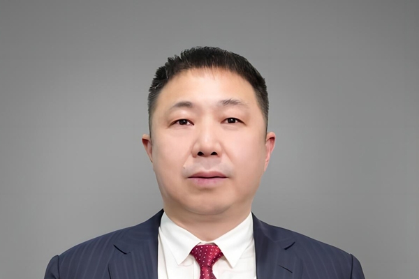 楚能新能源黃鋒：期冀龍年與同仁們一齊乘風破浪，龍騰四海！