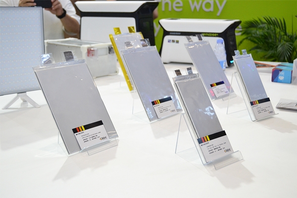 2023年全球小軟包鋰電池出貨量54.8億只 連續兩年同比下滑