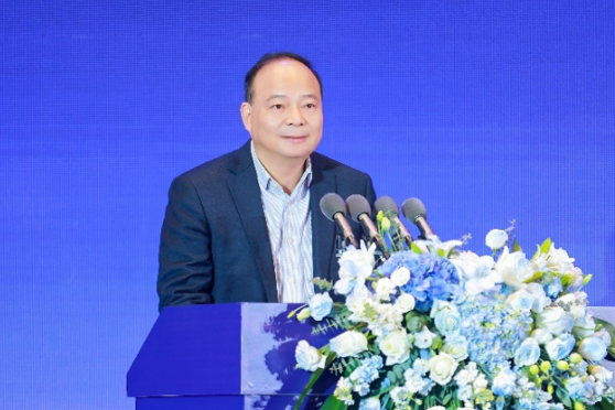 寧德時代曾毓群：行業(yè)不要卷價格 而要卷技術(shù)、質(zhì)量、安全