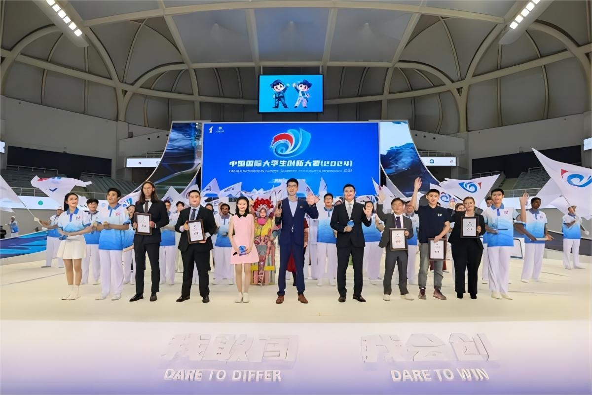 寧德時(shí)代過去十年內(nèi)研發(fā)投入700億！曾毓群支招創(chuàng)新→