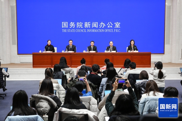 國(guó)家統(tǒng)計(jì)局：我國(guó)新能源產(chǎn)業(yè)企業(yè)法人單位1.17萬(wàn)個(gè) 占12.2%