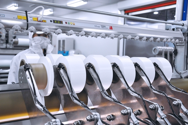 2024年中國(guó)鋰電隔膜出貨量227.5億㎡ 兩家企業(yè)首次沖進(jìn)前十