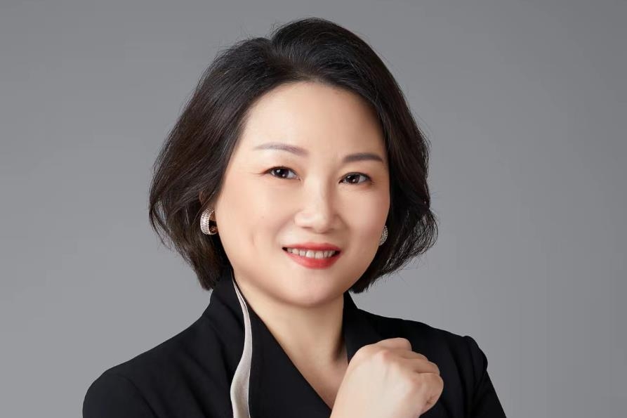 長信化學(xué)何蕾:期盼繼續(xù)與所有伙伴們攜手奔跑,勇闖天涯!