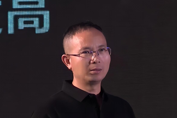 創明新能源謝冬生：愿您蛇年靈動如意，事業生活皆順遂！