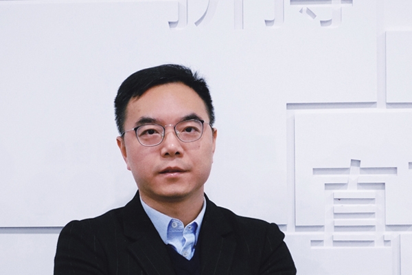 隱功科技朱?。鹤Ｔ糕c電行業蛇年錦繡似錦，攜手共創鈉未來！