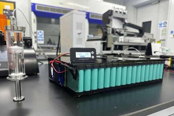 “打一針”電池就能復生！復旦大學新成果登上《自然》