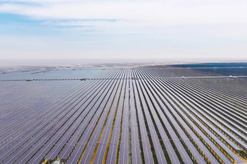 配套儲能站及加氫站！國內最大光氫儲一體化海上光伏項目全容量并網發電