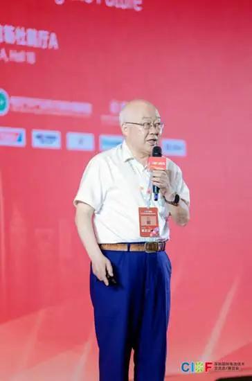 先進電池前沿技術研討會于5月15日在深圳國際會展中心成功召開 先進電池前沿技術研討會于5月15日在深圳國際會展中心成功召開