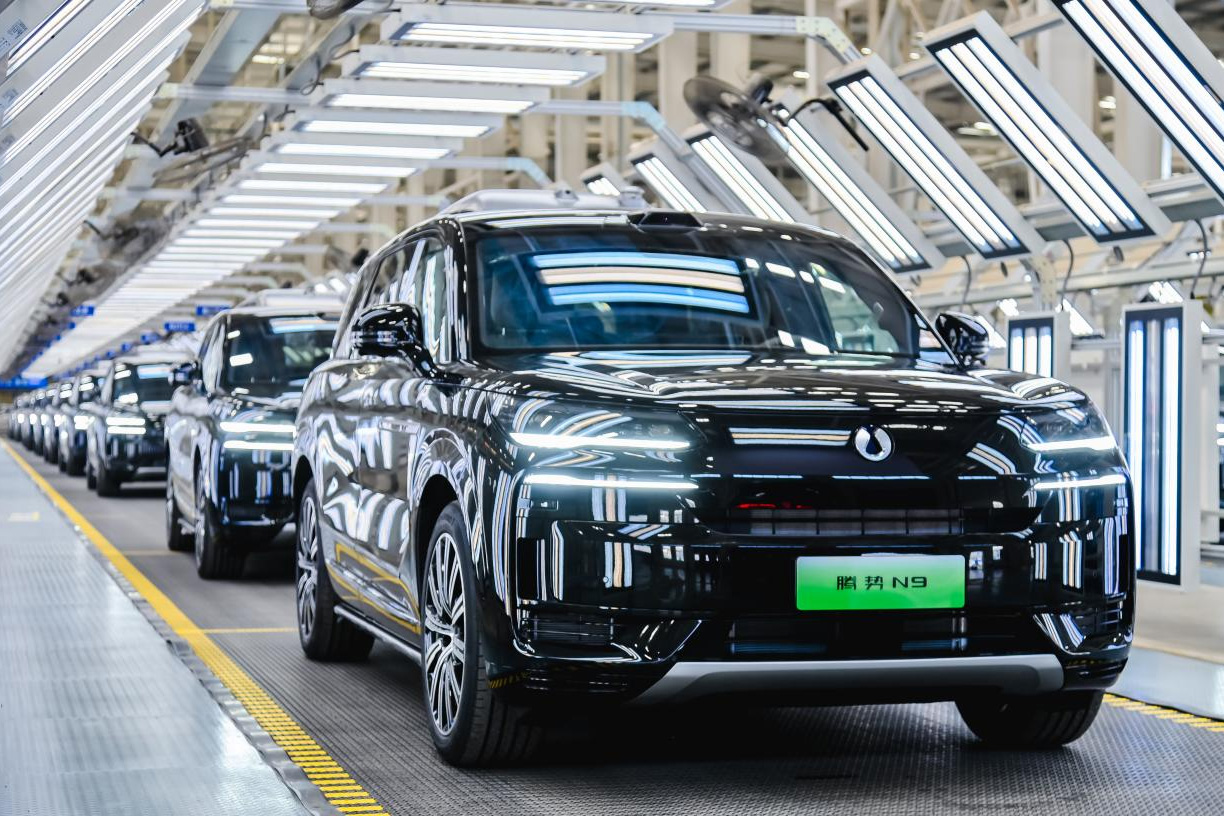 騰勢(shì)N9 騰勢(shì)N9