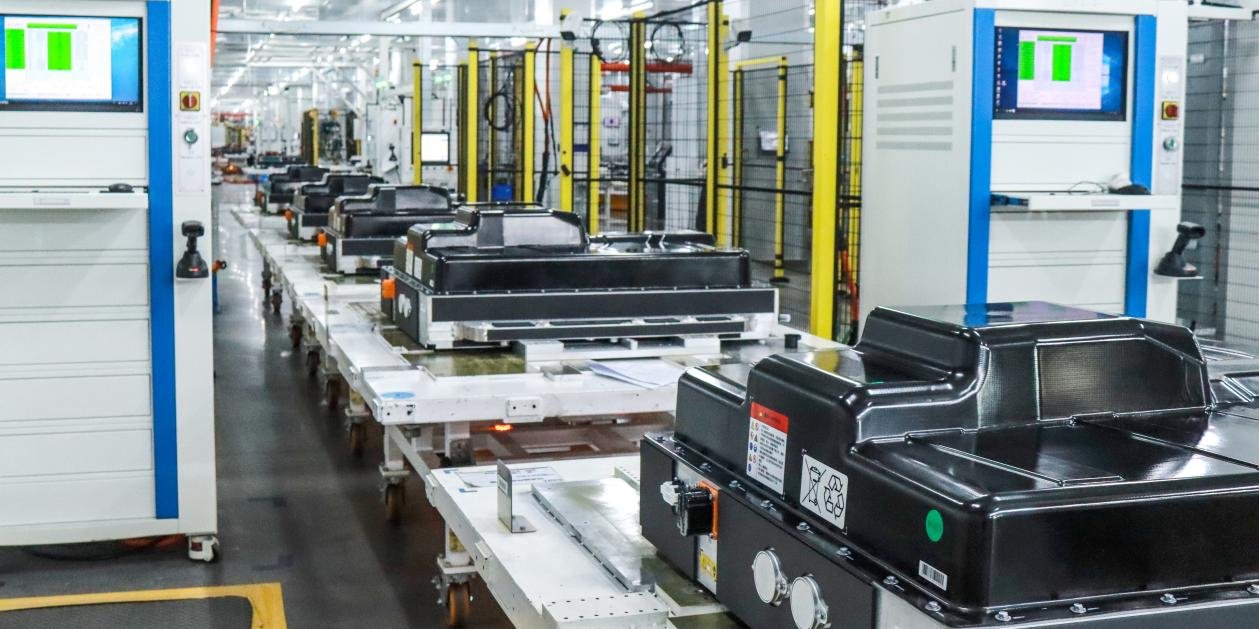 11月動力電池TOP15戰報：6家銷量超平均增速 裝車配套企業減少兩家