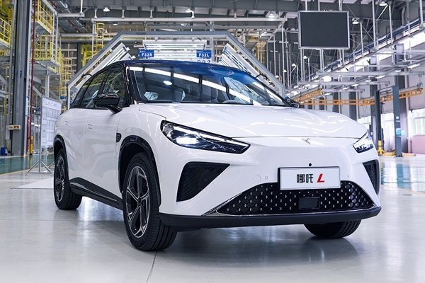 涉及造車雙資質(zhì)！哪吒汽車管理人有新動態(tài)