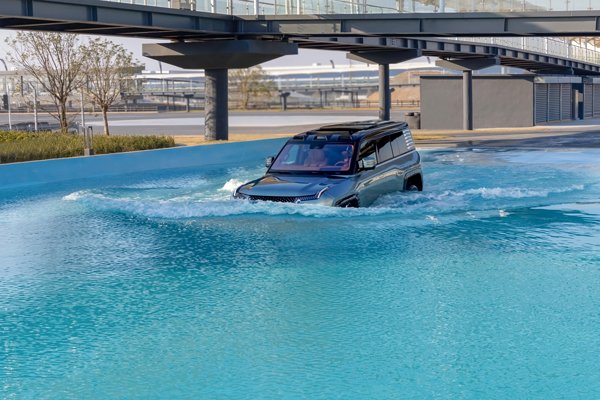 全民賽道集結！比亞迪全地形賽車場開業，助力百萬人下賽道！