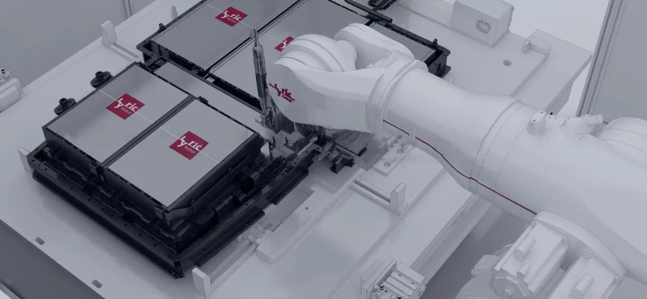 利元亨儲能模組PACK生產線成功出機捷克 利元亨儲能模組PACK生產線成功出機捷克