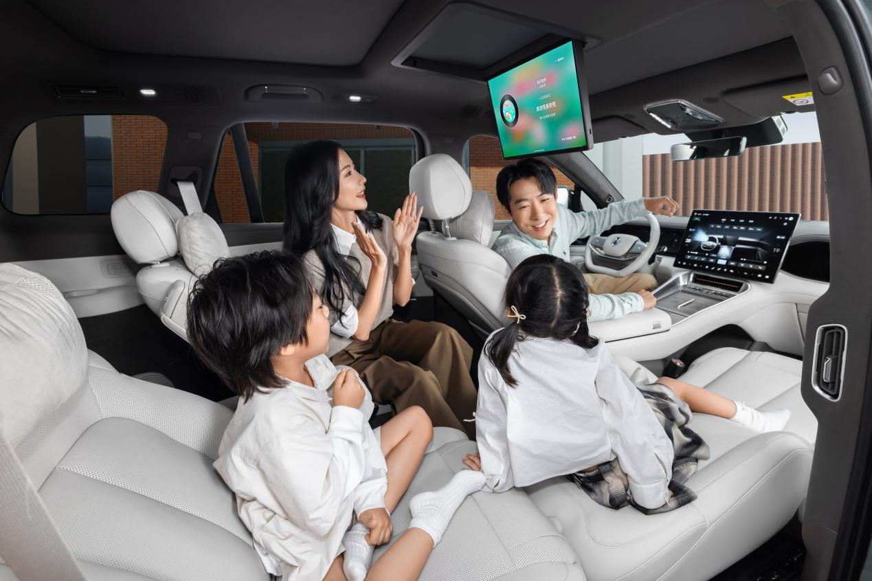 騰勢N8L正式上市 騰勢N8L正式上市