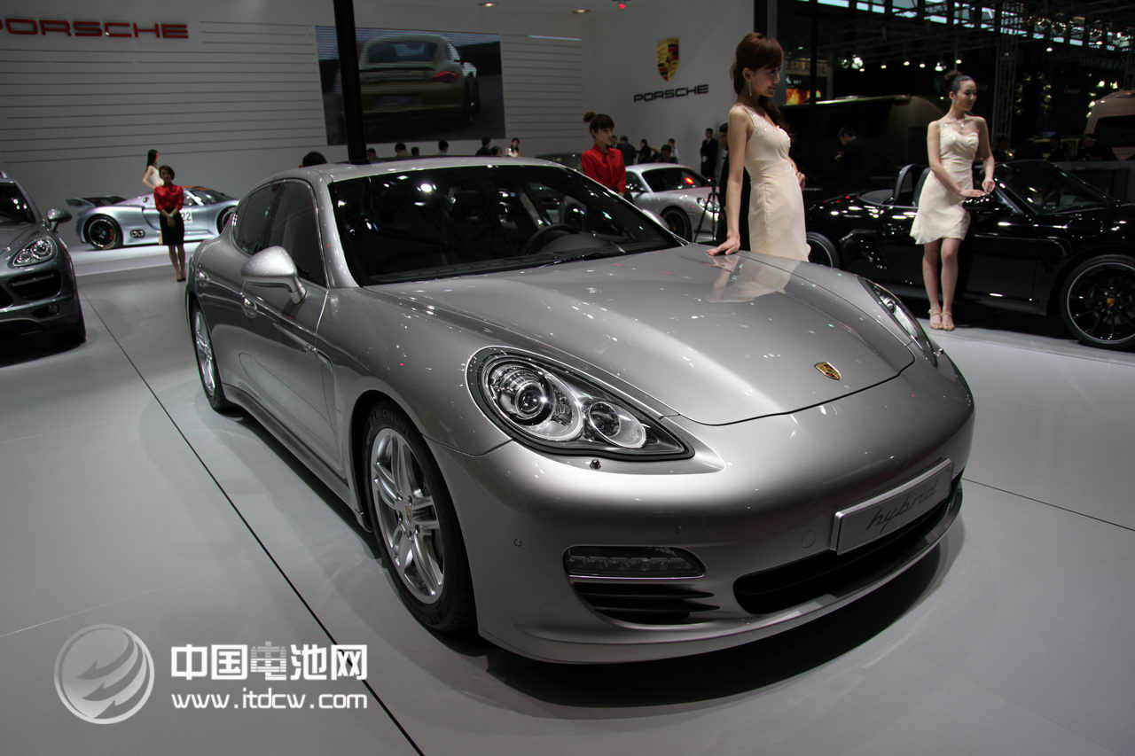 混動(dòng)突圍之路：中國(guó)車(chē)企是早醒的鳥(niǎo)兒？