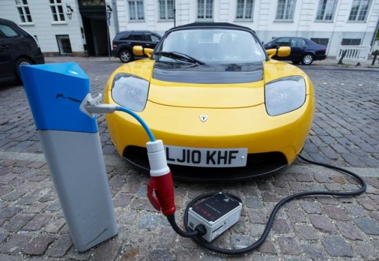 特斯拉的A股偽革命：高估值背后誰在裸泳？