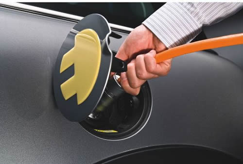 LG化學(xué)在中國(guó)建電動(dòng)汽車電池生產(chǎn)基地 選址正在進(jìn)行