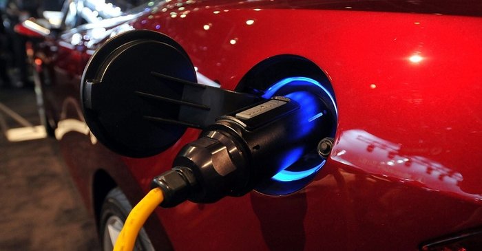 特斯拉將公開(kāi)電動(dòng)車(chē)充電技術(shù) 歡迎競(jìng)爭(zhēng)者合作