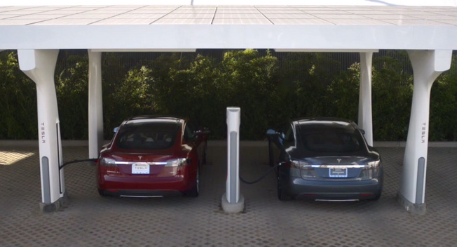 特斯拉擬與車企共享電動車超級充電網