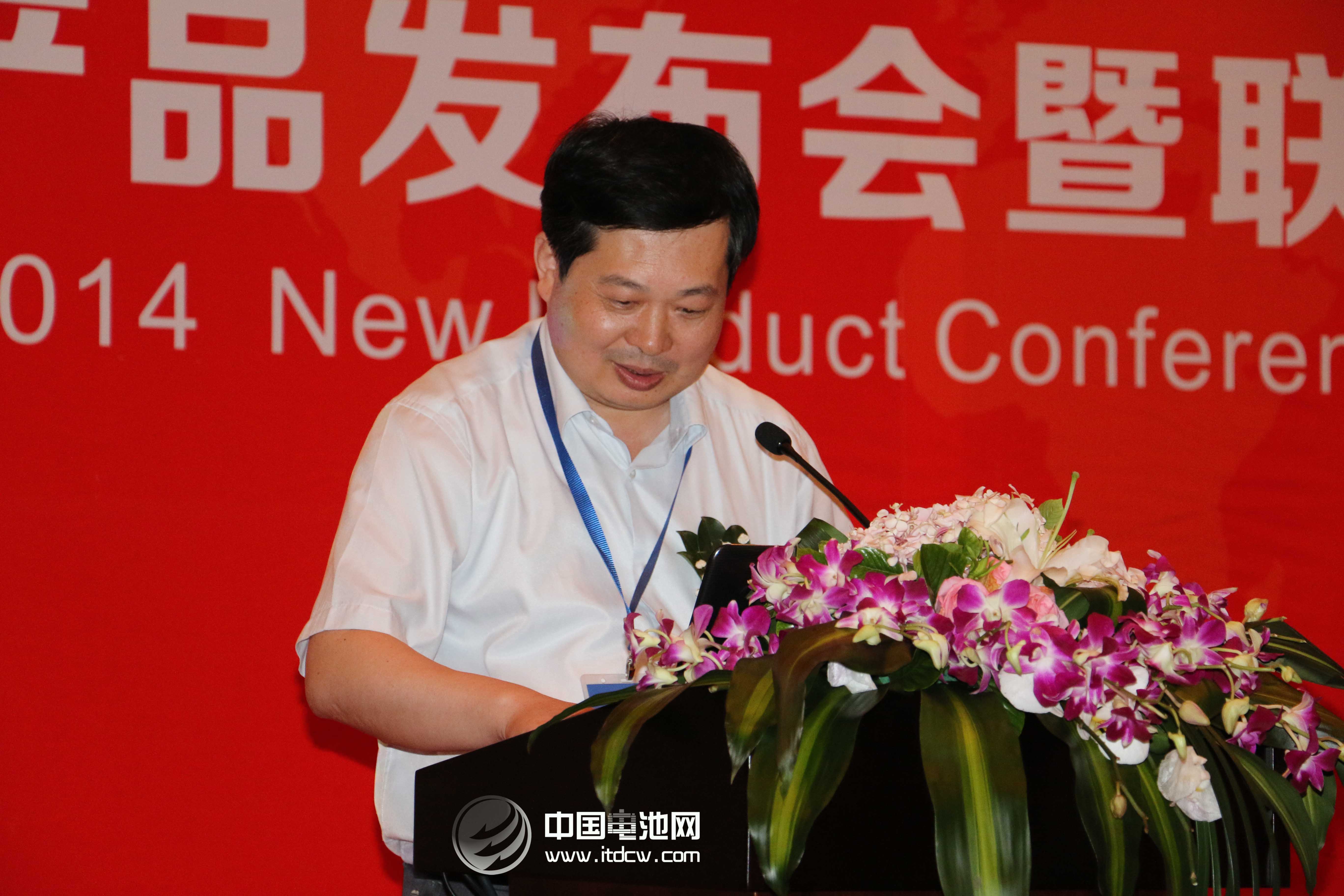 中國加速下一代鋰電池研究 突破電動汽車瓶頸 中國加速下一代鋰電池研究 突破電動汽車瓶頸