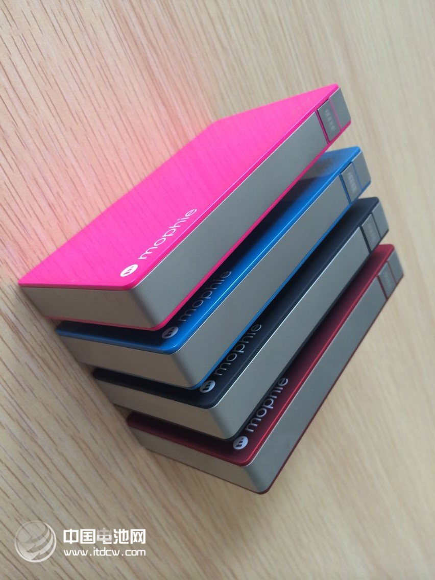 美國Mophie：移動電源行業里的“蘋果”