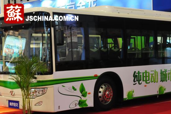 南京出臺(tái)細(xì)則：私家車每輛補(bǔ)3.5萬(wàn)元 公交車補(bǔ)30萬(wàn)元