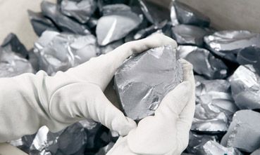 我國2014年多晶硅進口及自產預測